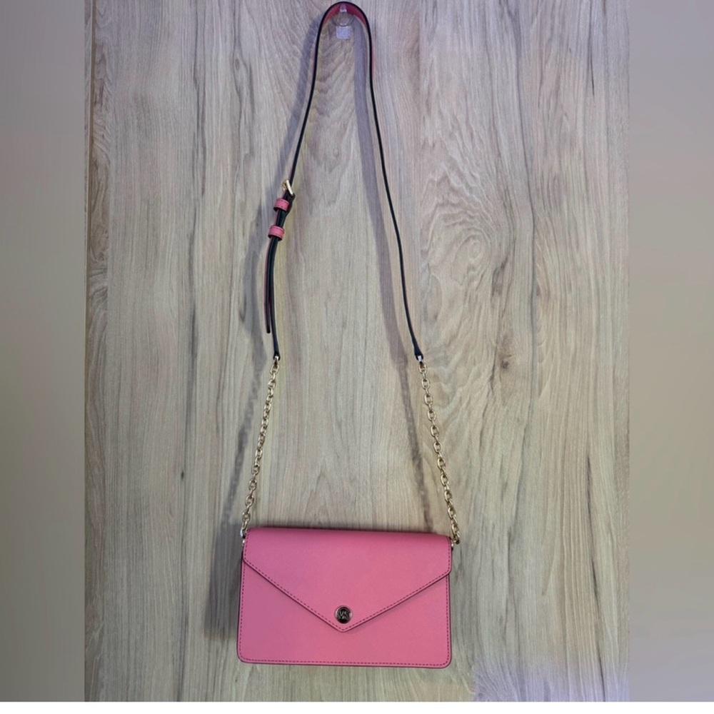 🆕 Michael Kors Small Saffiano Leather Envelope Crossbody Bag